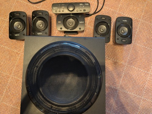 Logitech z906 sound system - 5.1,